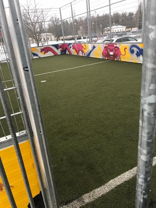 You are currently viewing Fußball Bolzplatz / Käfig Kleßheim beim Stadion